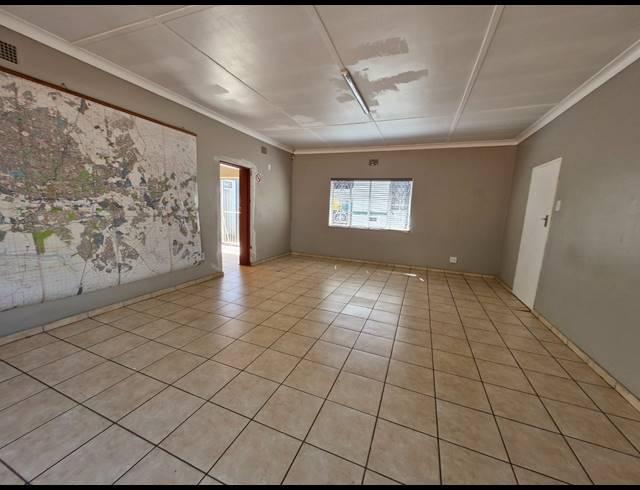 991M² OFFICE TO LET IN RAVENSWOOD